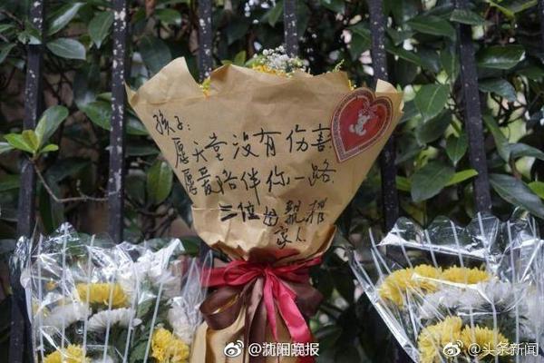 赚翻队报：巴黎本赛季收入预计超8亿，若赢世俱杯总奖金1.2亿